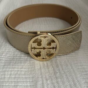 Tory Burch 1 1/2 inch Wide Miller Reversible Leather Belt